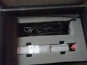 Intérieur d'une boîte contenant le disque dur du film.